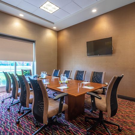 Holiday Inn Murfreesboro By Ihg מראה חיצוני תמונה